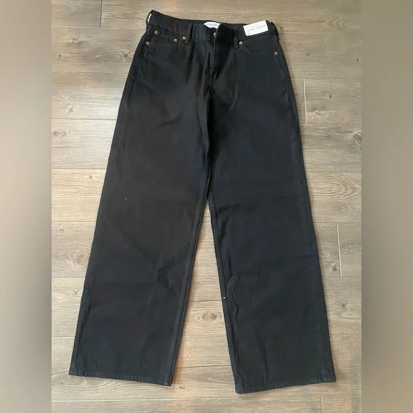 Abercrombie & Fitch Low Rise Ultra Loose Jean - Picture 7 of 9
